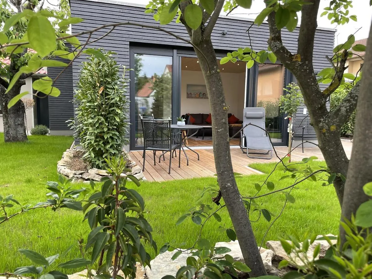 Ferienwohnungen Scheuring Gartenappartement Gertrud Volkach 0*,